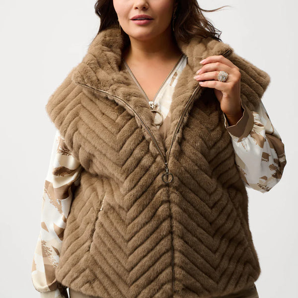 254906-4463-11_900x_95b9630d-