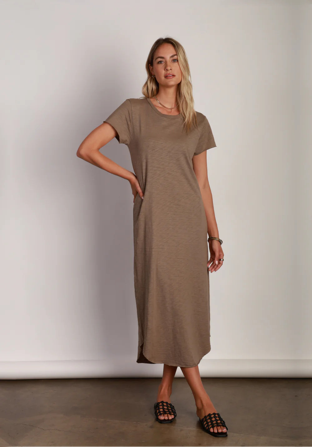 Dylan Maxi Tee Shirt Dress Light Olive L / Light Olive