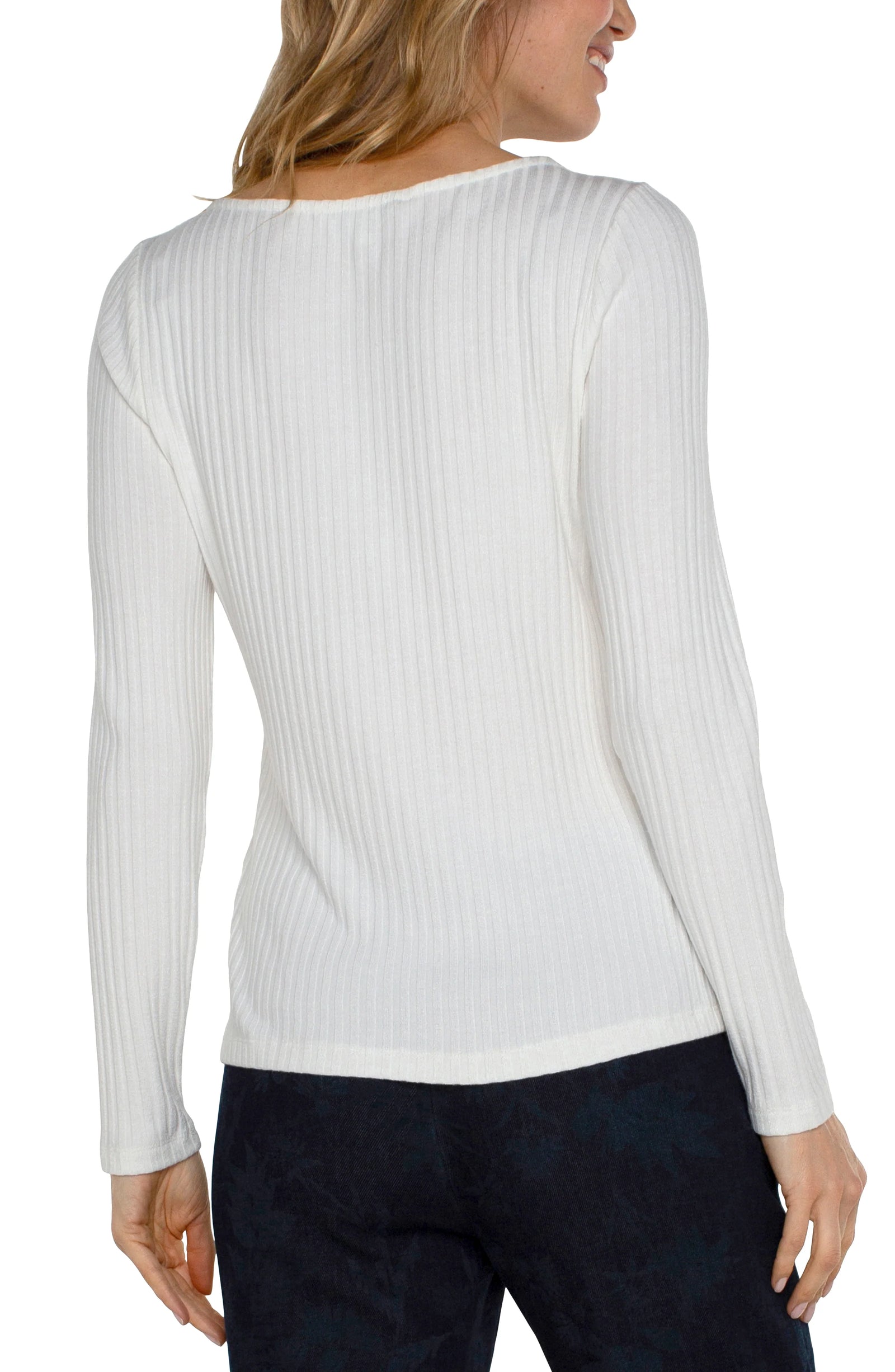 Liverpool Long Sleeve Boat Neck Knit Top Snow – Dan's Southern Prep