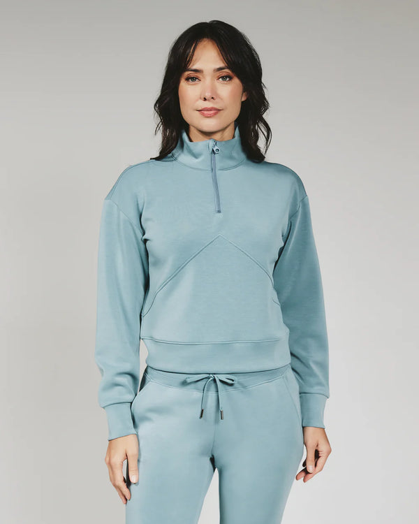 7Diamonds REV™ Crop Quarter-Zip Ocean