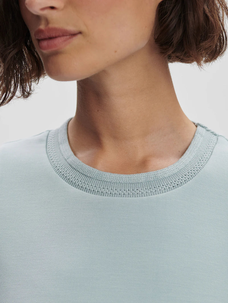 Varley Shea Crop Tank Ether Blue
