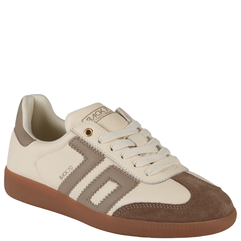 Back 70 Cloud NM Sneakers in Milk Taupe