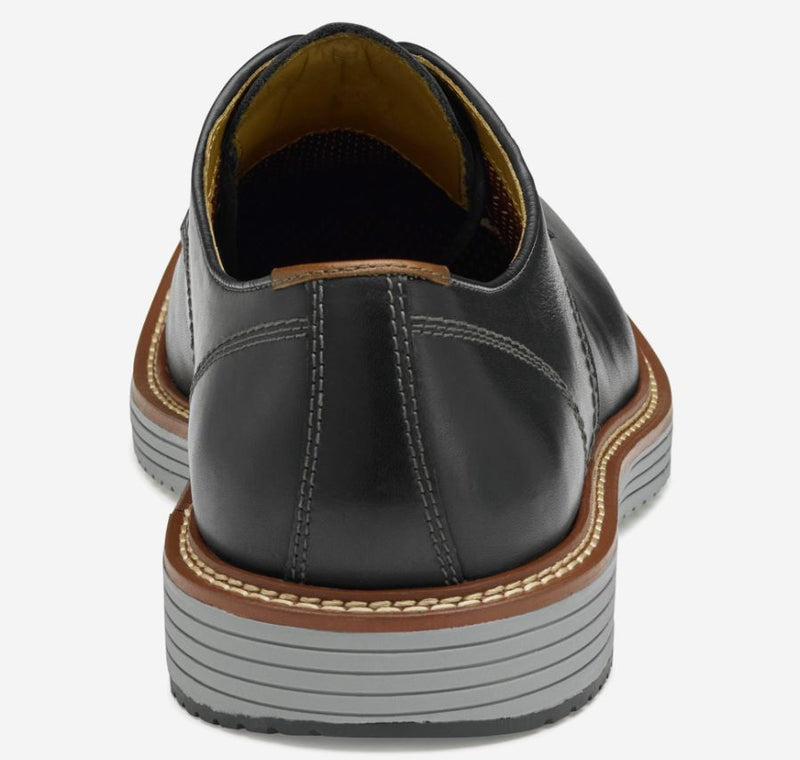 Johnston & Murphy Upton Plain Toe Black