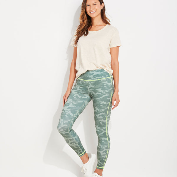 Vineyard Vines Printed Performance Leggings Camo Sage Olive