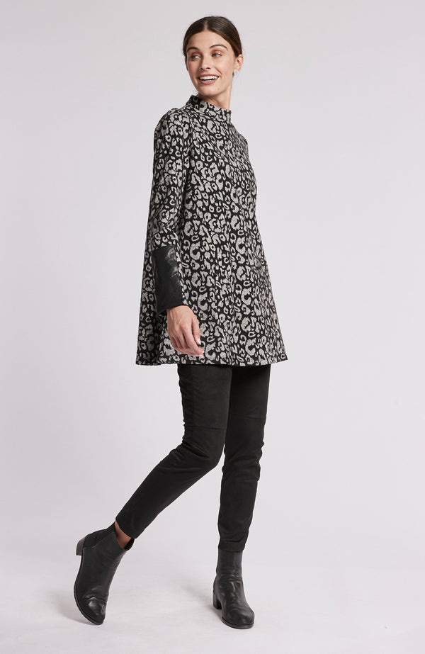 Tyler Boe Crissy Jacquard Tunic Bi Cheetah