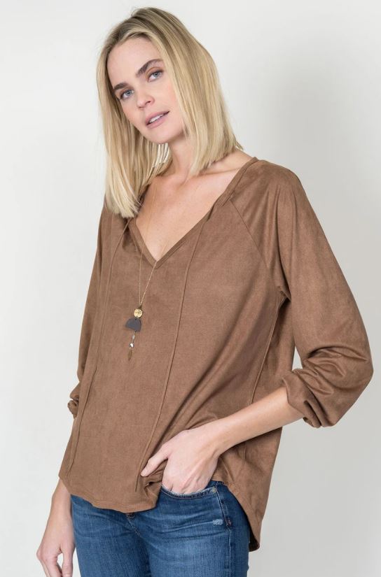 Dylan Luxe Suede L/S V-Neck Saddle