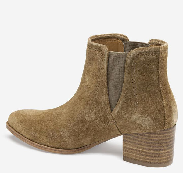 Johnston & Murphy Trista Chelsea Bootie Chestnut Suede